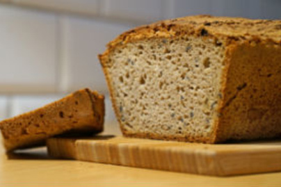 Fokhagymás, gluténmentes kenyér 