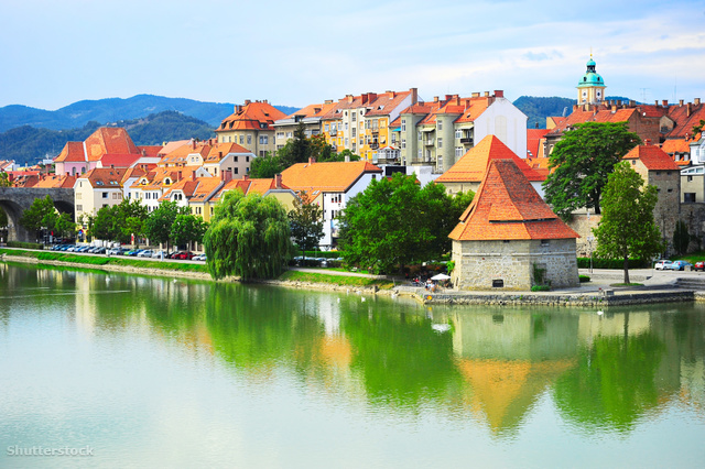 Maribor a Dráva partján fekszik