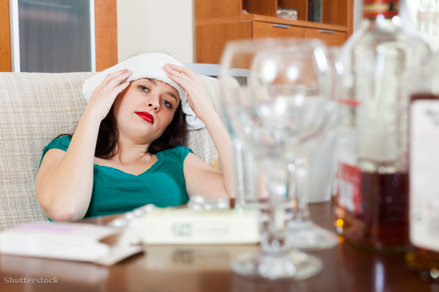 Az egyik legkínzóbb tünet a fejfájás