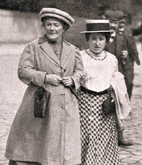 Clara Zetkin és Rosa Luxemburg 1910-ben