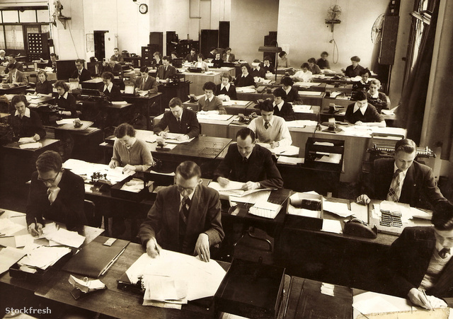 stockfresh 261046 office-life-in-the-1950s sizeM