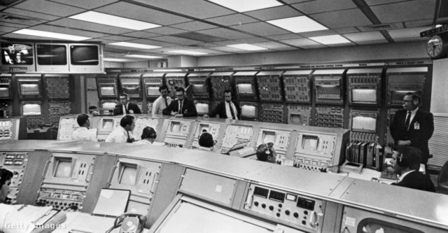 A NASA komputerterme egy Apollo-program során, 1960-as évek