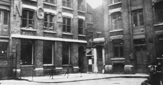 A londoni Mitre Square 1928-ban, innen nem messze találták meg Catherine Eddowes holttestét