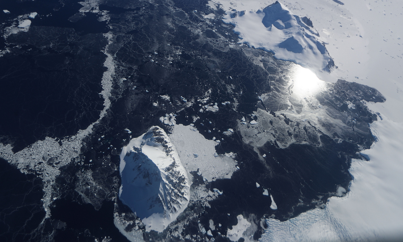 фотографии северного полюса из космоса