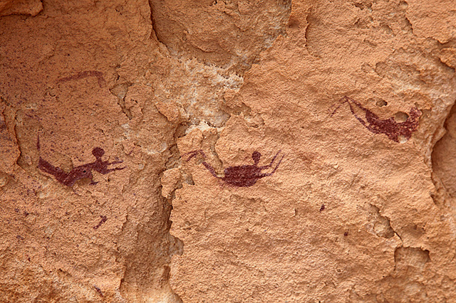 A falfestmények az egyiptomi Úszók barlangjában