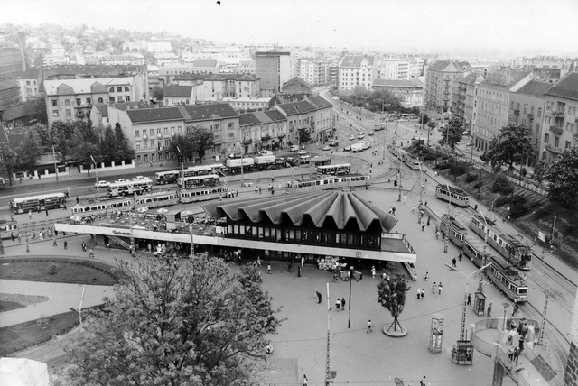 A Széll Kálmán tér 1974-ben, amikor még senki sem így hívta