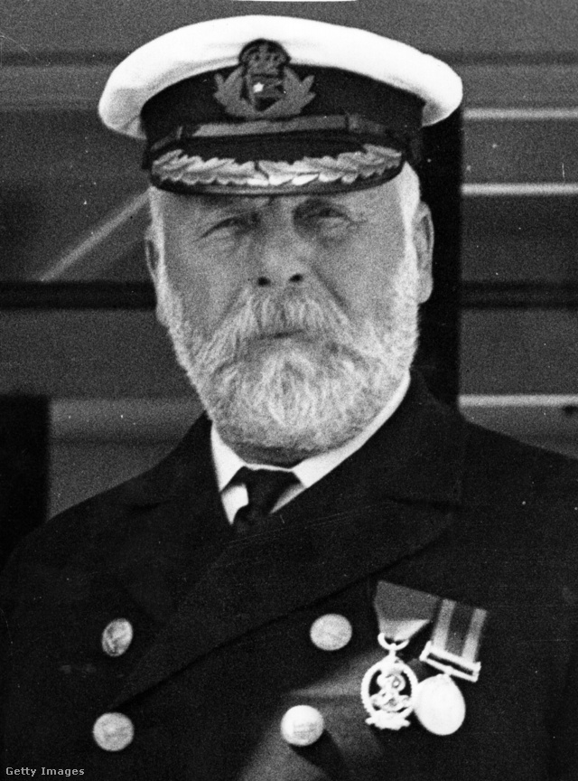 Edward John Smith (1850–1912), a Titanic kapitánya.