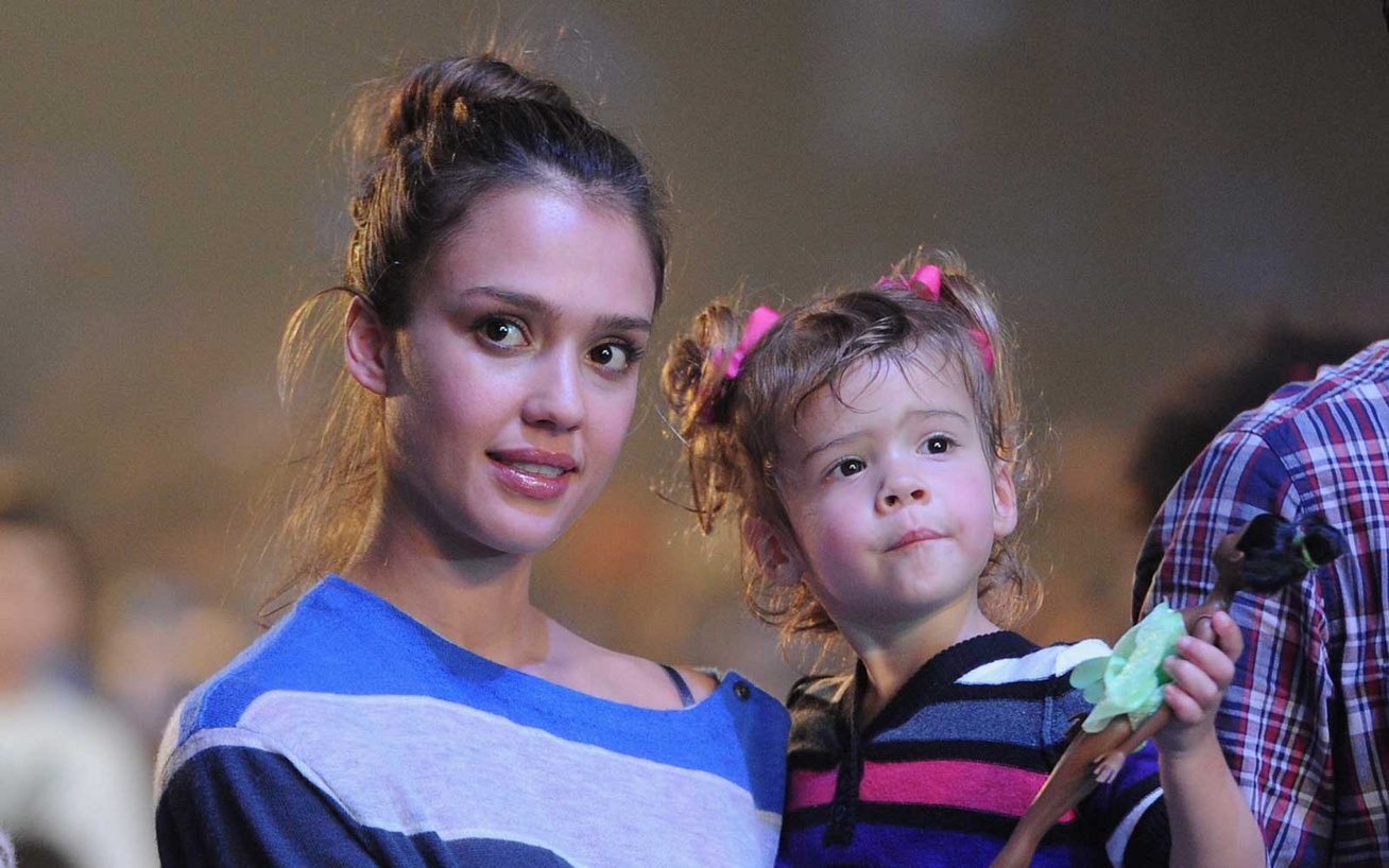 Jessica Alba Daughter Honor