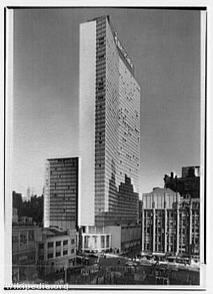 Americana of New York, ami ma már a Sheraton New York Times Square Hotel nevet viseli, 1962