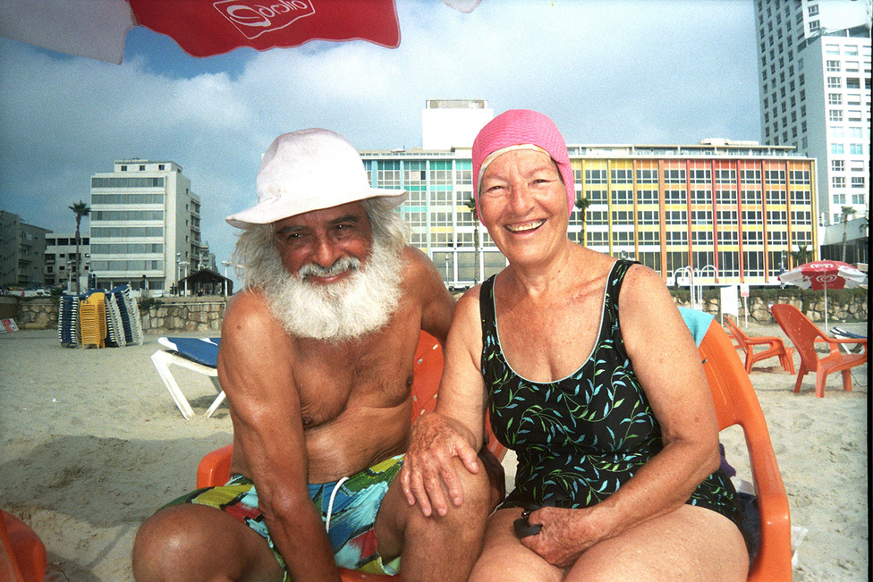 Секс с бабушками на пляже 79 фото - секс фото 