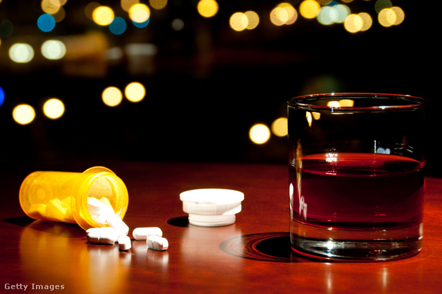 Vannak gyógyszerek, melyek alkohollal keverve végzetes tragédiát is okozhatnak
