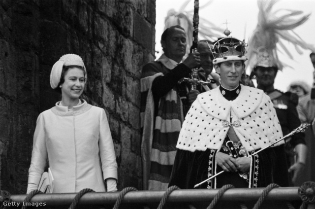 Az előző walesi herceg beiktatási ünnepsége: II. Erzsébet és a későbbi III. Károly