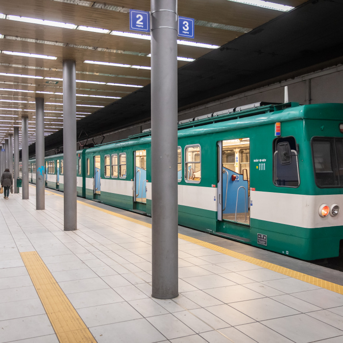 5 centit nőtt a műtétek miatt a kómából felébredő magyar fiú