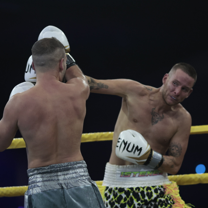 Kiderült, mit mondott Rácz Jenő a ringben Istenes Bencének