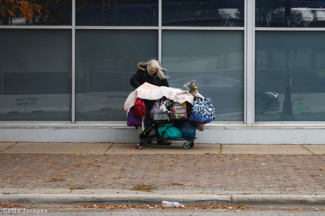 A vizsgálat során arra voltak kíváncsiak, hogy a segély-e a valódi megoldás a hajléktalanok számára