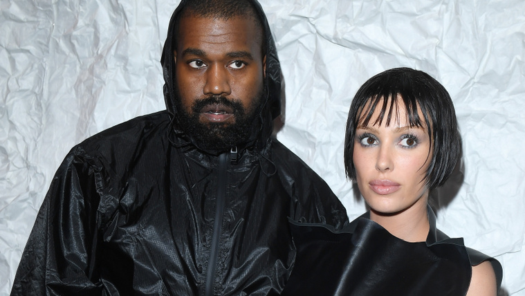Kanye West leütött egy férfit, mert szexuálisan bántalmazta a feleségét