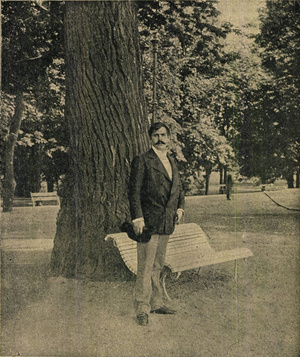Bródy Sándor a Margitszigeten, kedvenc fája alatt (1895)