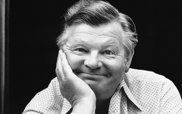 Benny Hill tömegeket nevettetett meg, de élete nem volt ennyire vidám