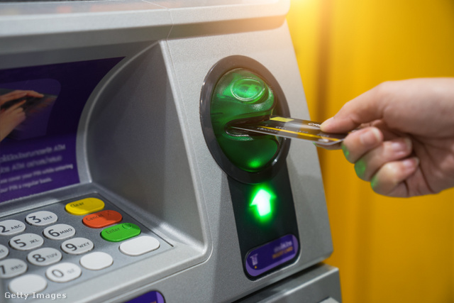 A bankok számára kötelező feladattá vált az új ATM-ek telepítése