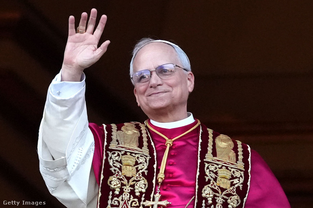 Megilletődve, de boldogan: XIV. Leó pápaságának első percei