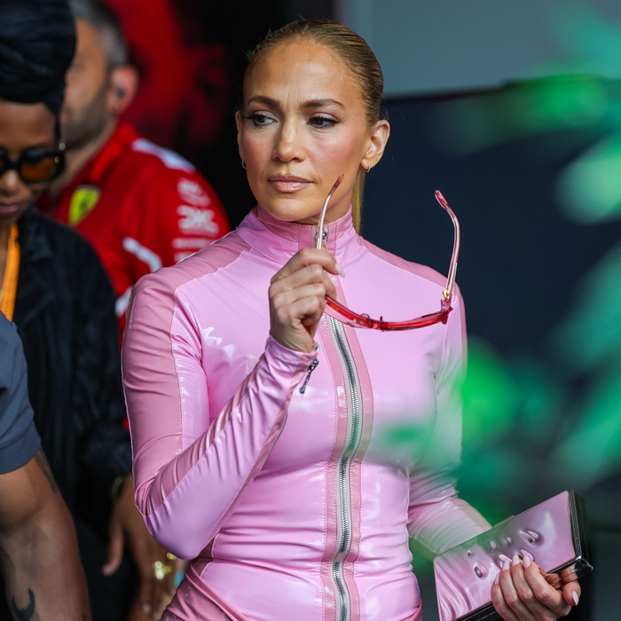 Jennifer Lopez arca megsérült – fotót is mutatott