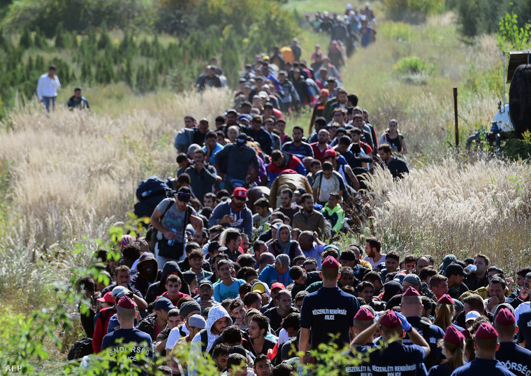 Menekültek a horvát-magyar határon