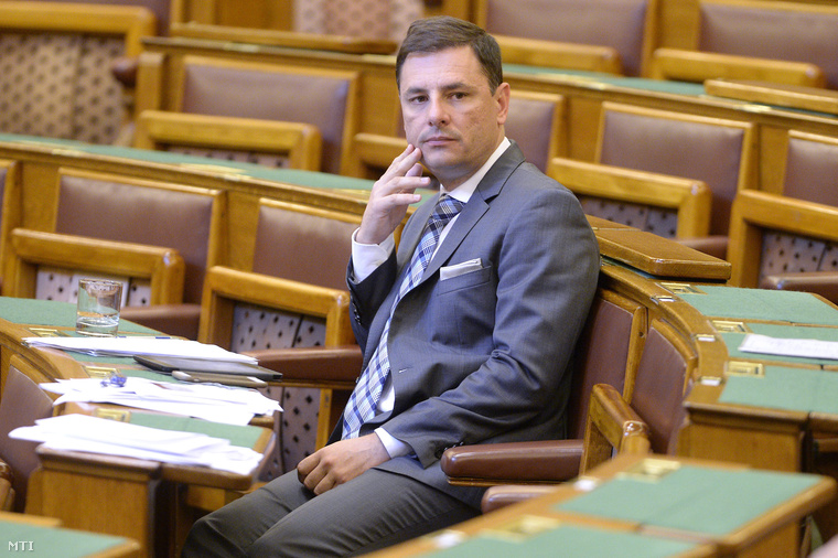 Tuzson Bence, a Fidesz országgyűlési képviselője és eddigi pártszóvivője