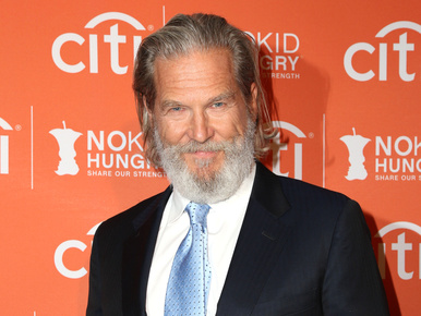 Jeff Bridges egyre jobban hasonlít a Télapóra