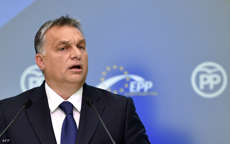 Orbán Viktor az Európai Néppárt Kongresszusán tart beszédet, 2015. október 22-én, Madridban.