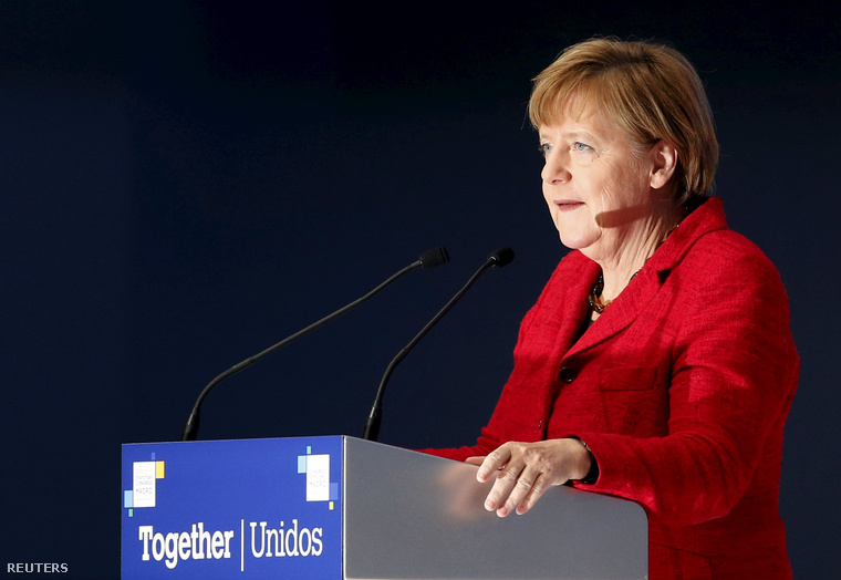 Angela Merkel német kancellár beszédet mond az Európai Néppárt (EPP) madridi tisztújító kongresszusán.