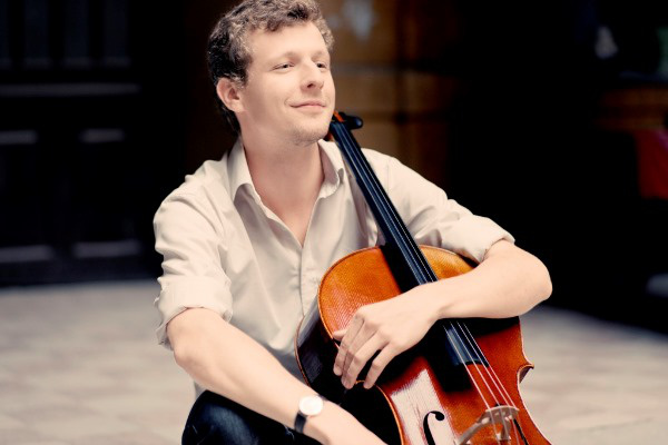 Várdai István
