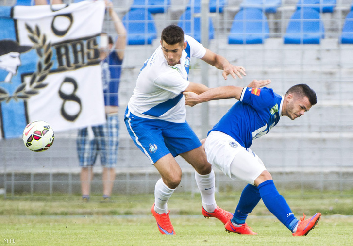 Az MTK és a Puskás Akadémia harcol egymással az OTP Bank Liga 2015/16-os szezonjának első fordulójában.
