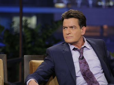 Charlie Sheen megerősítette, hogy HIV-pozitív