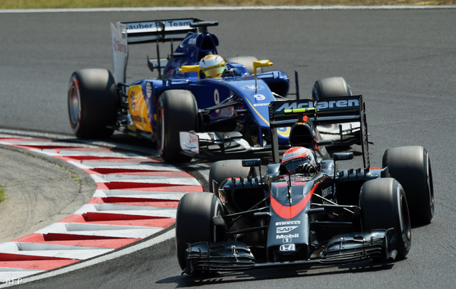 Egy Sauber a McLaren mögött - ezért akarja nekik a Hondát Dennis