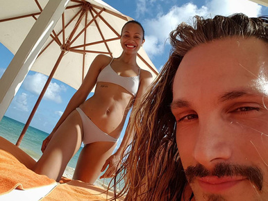 Bikiniben mutatta meg magát Zoe Saldana egy évvel az ikrei születése után