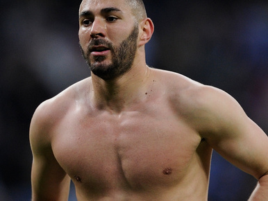 Ön látta már Benzema felsőtestét? Most megnézheti