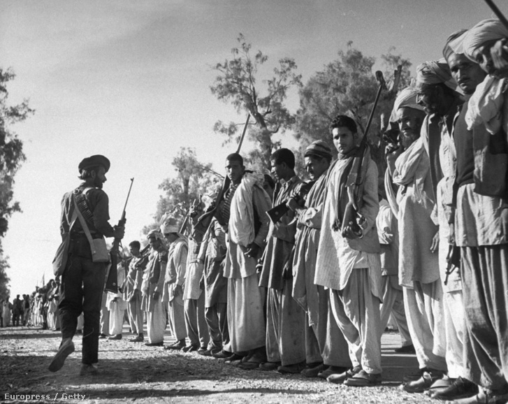 Fegyveres törzsi harcosok Rawalpindinél (1947)