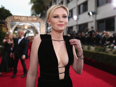 Hüá, ezek bizony Kirsten Dunst mellei