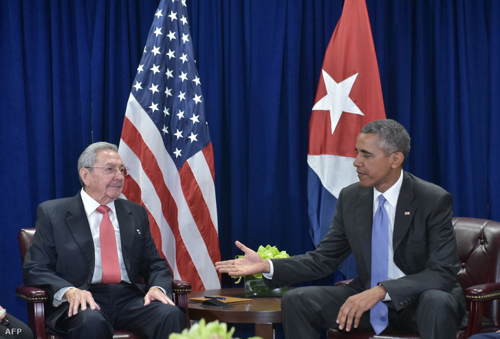Barack Obama és Raul Castro: nehezen indult a közeledés