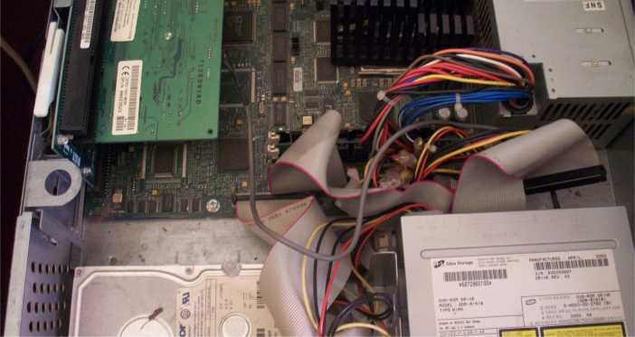 Inside-200-Mhz-Pentium-Computer
