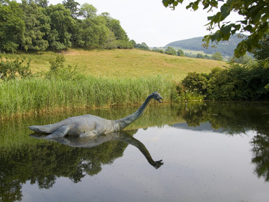 Ez a fickó úgy gondolja, hogy bemérte a Loch Ness-i szörny hajlékát