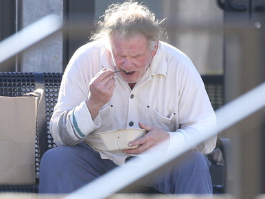 Szegény Nick Nolte borzalmasan fest