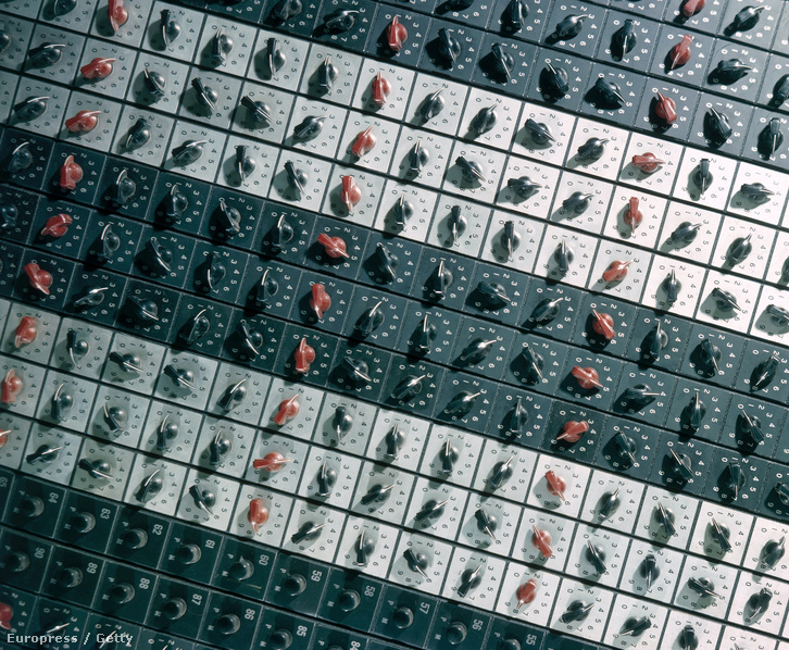 Közeli felvétel az ENIAC felületéről