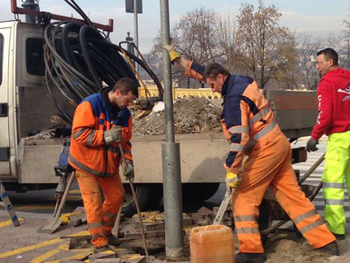 Jászai téri felfestés: áthelyezték a jelzőlámpát