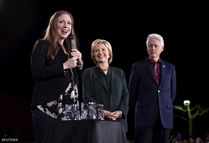 Chelsea, Hillary és Bill