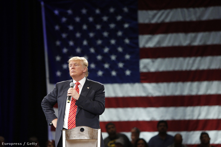 Donald Trump kampánybeszédet tart Tampában, Florida államban, 2016. március 15-én.
