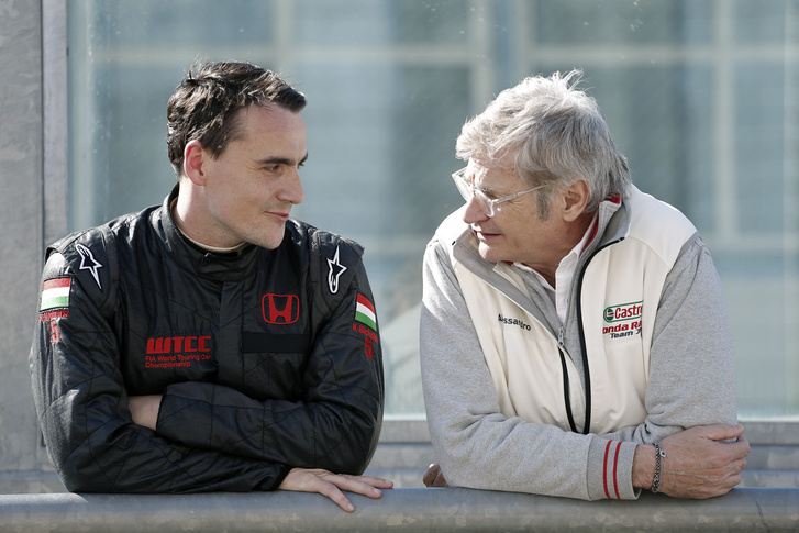Michelisz Norbert a JAS Motorsport csapatfőnökével, Alessandro Marianival