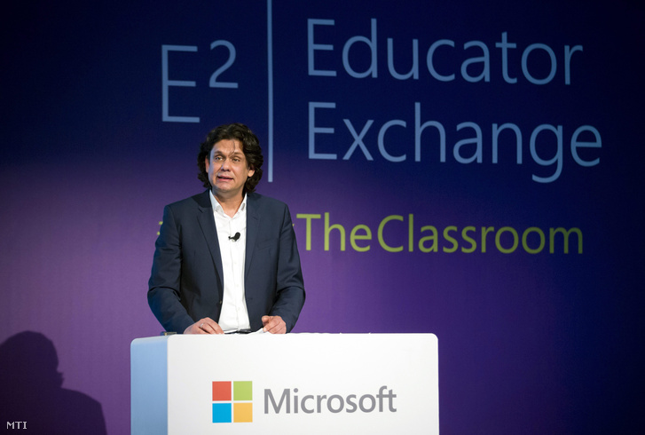 Deutsch Tamás a Microsoft E2 - Global Educator Exchange elnevezésû nemzetközi oktatói konferencián