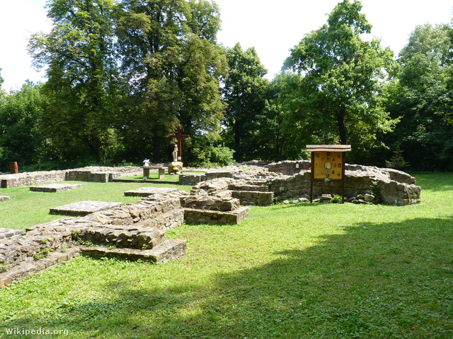 Ruins of Budaszentlőrinc Pauline Monastery 02