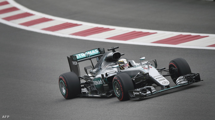 Lewis Hamilton megsezerezte az első helyet az utolsó, harmadik szabadedzésen az Orosz Nagydíjon